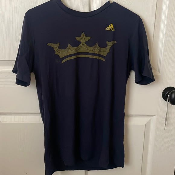 addidas running short or casual - Picture 1 of 1